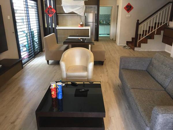 Vinyl Flooring Installation At Taman Mount Austin, JB (AFTER)