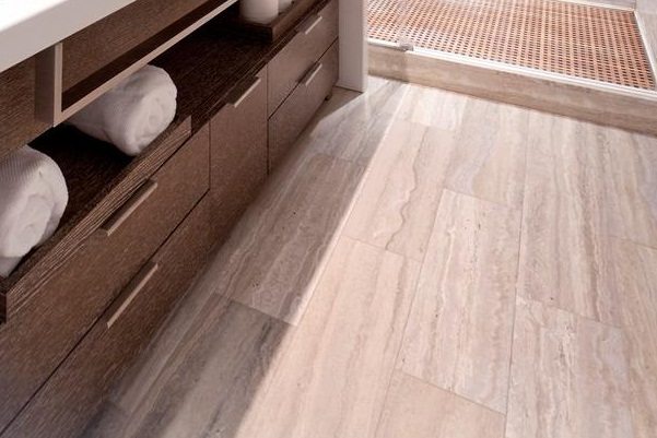 bathroom with vinyl flooring