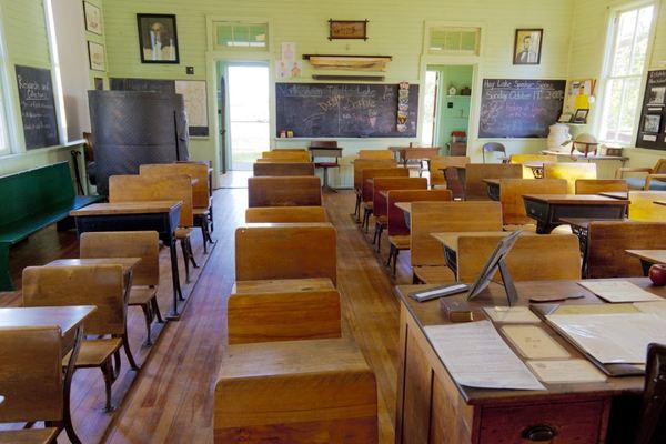 vinyl flooring for classroom